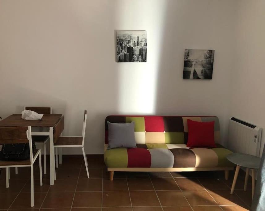 Bonito Apartamento En Calle San Carlos Мадрид Екстериор снимка